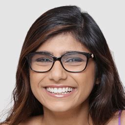 Mia Khalifa Nude Handjob Jerkoff Video Leaked. Mia Khalifa is a Lebanese-American former porn star who joined the industry in 2014 and became the most viewed performer on Pornhub in her first two months. She created controversy early, notably for a pornographic video in which she performed sexual acts while wearing a hijab. She has since left the industry and worked short stints as co-host on ...